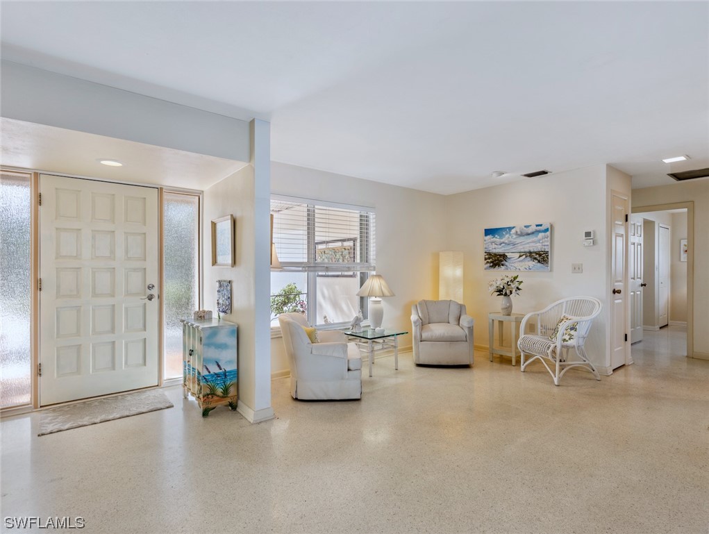 421 Prather DR