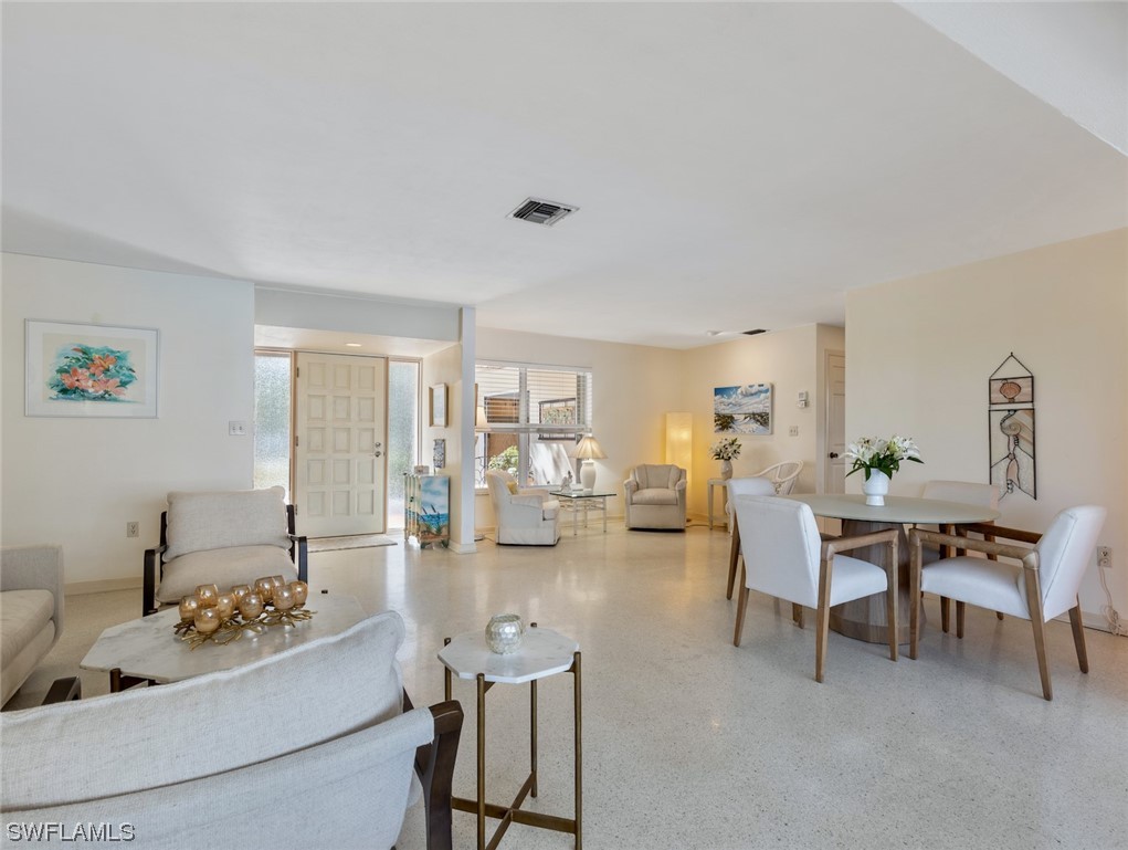 421 Prather DR