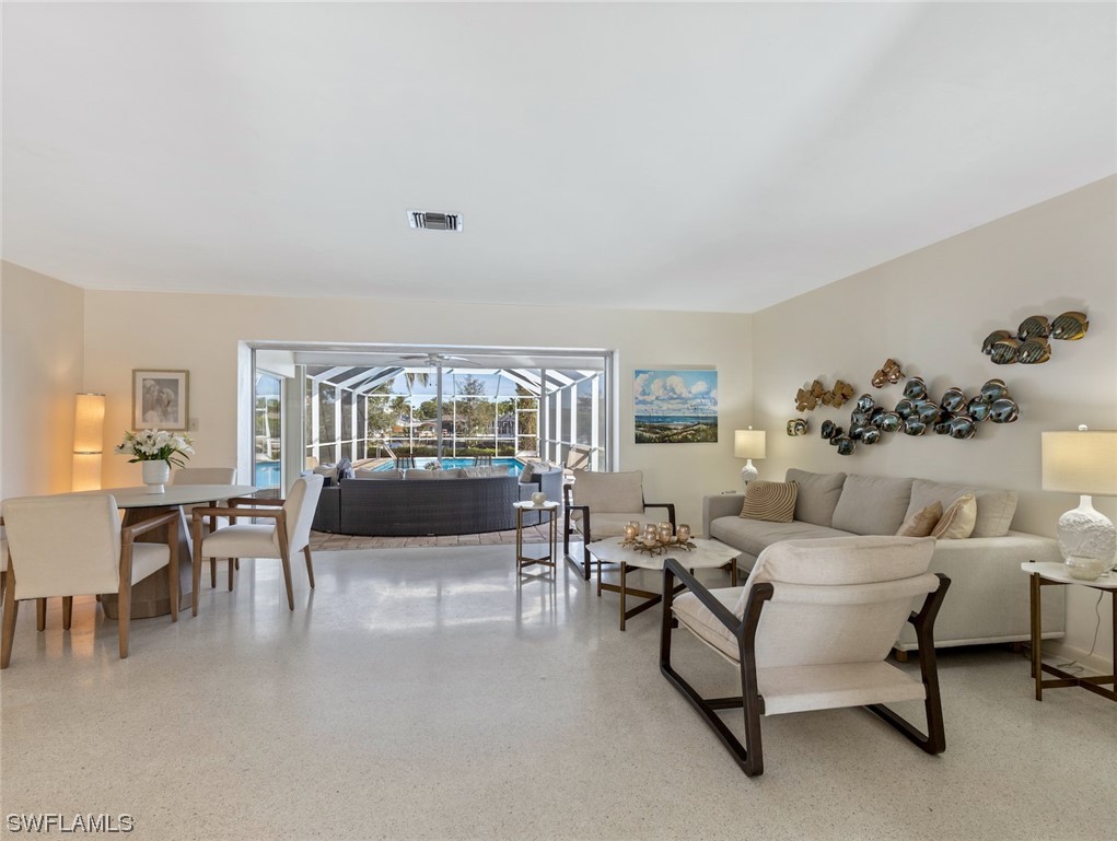 421 Prather DR