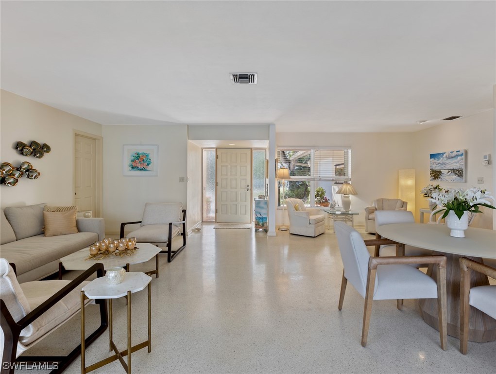 421 Prather DR