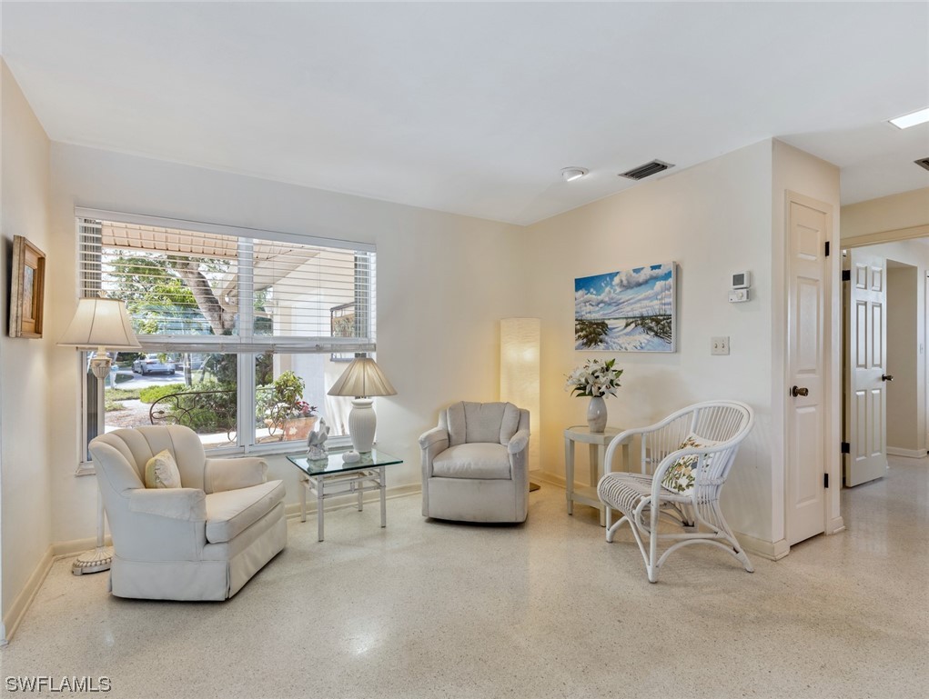 421 Prather DR