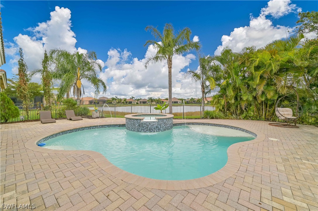 11553 Stonecreek CIR