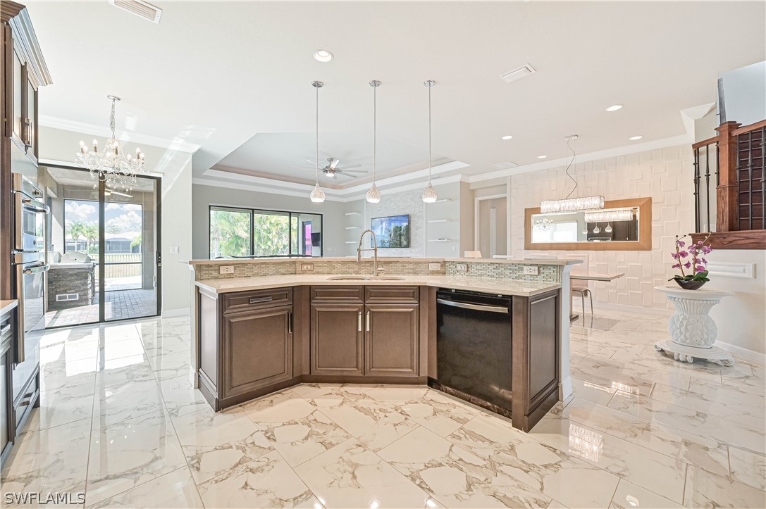 11553 Stonecreek CIR