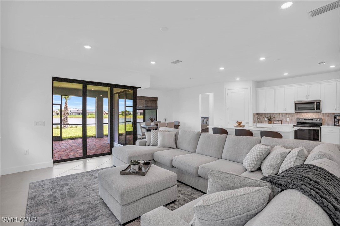 3704 Passion Vine DR