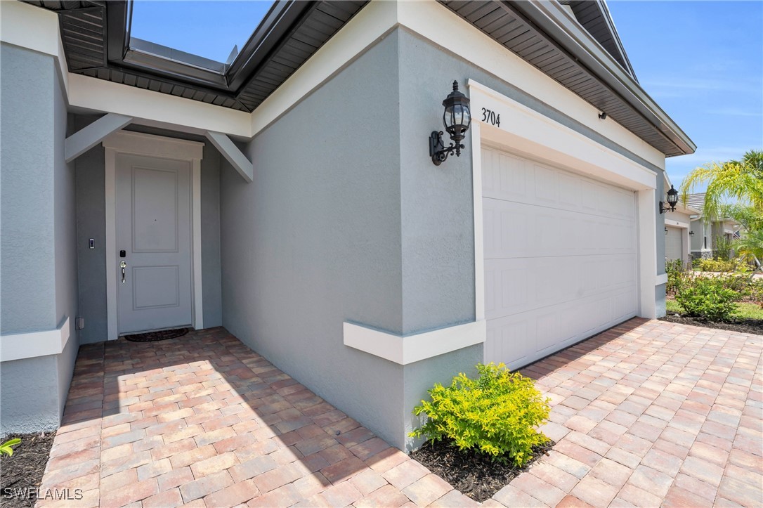3704 Passion Vine DR