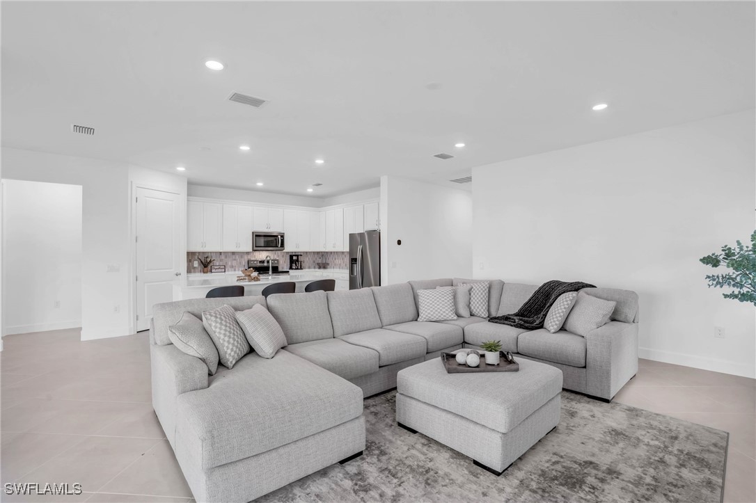 3704 Passion Vine DR