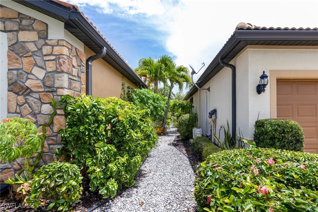 14730 Laguna DR