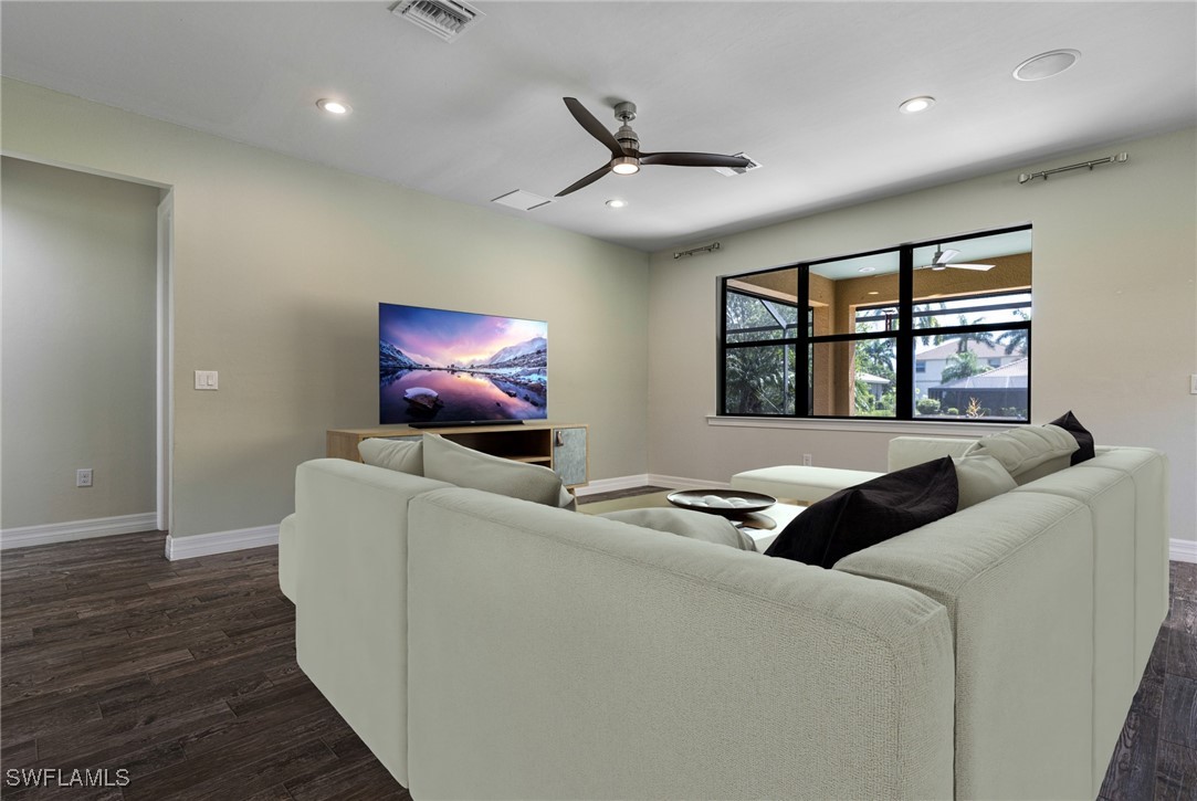 14730 Laguna DR