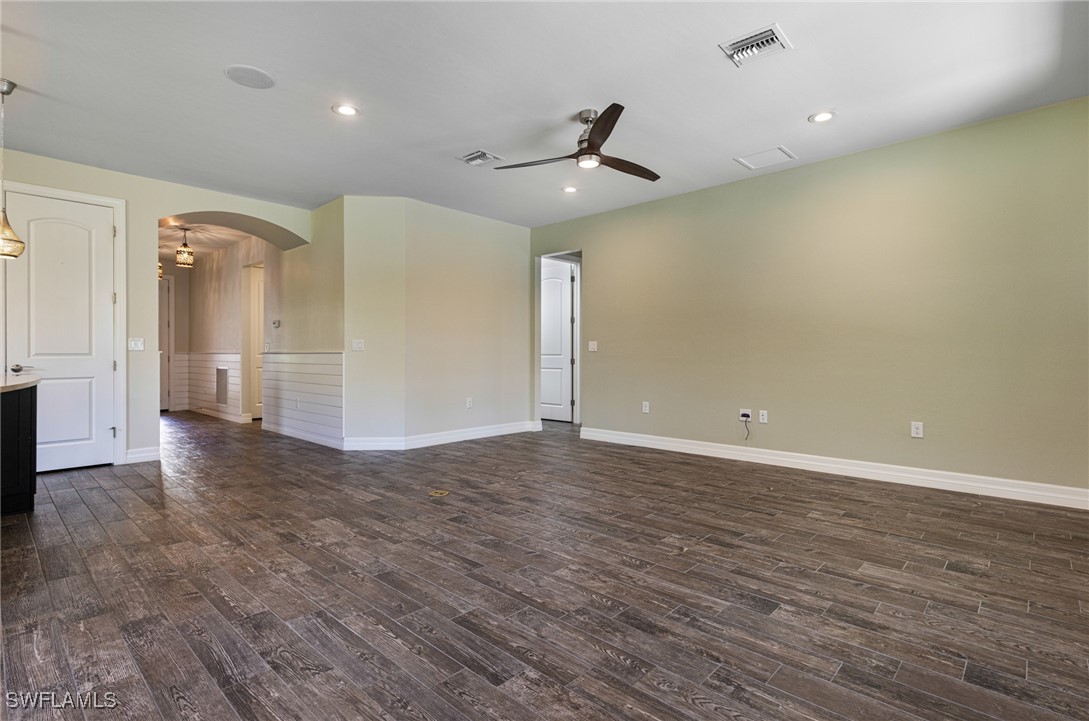 14730 Laguna DR