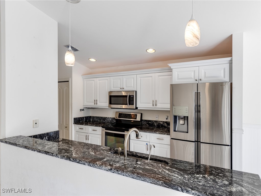 8598 Manderston CT
