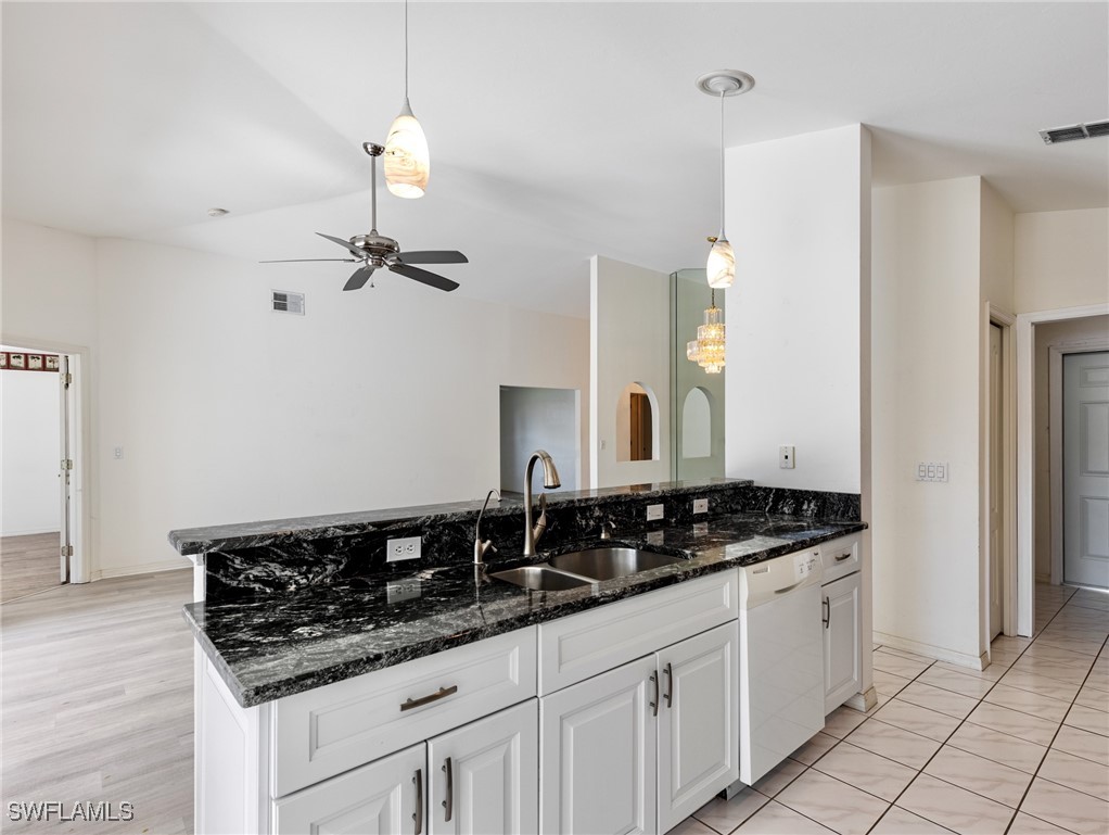 8598 Manderston CT