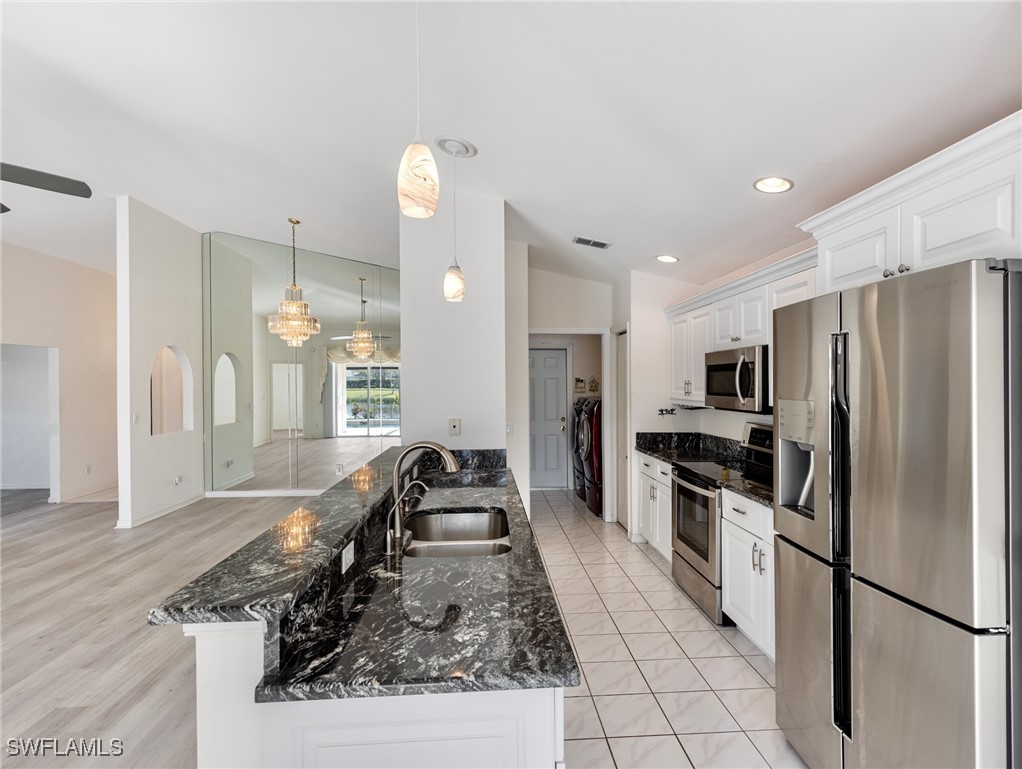 8598 Manderston CT