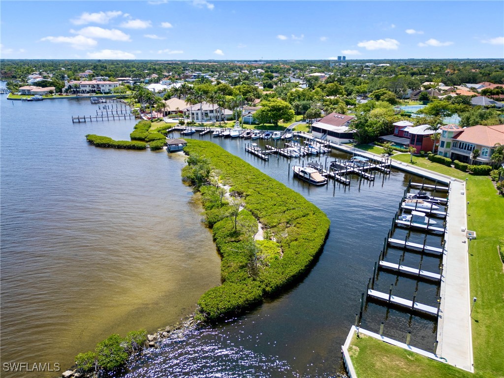 9714 Caloosa Yacht and Racquet Club DR