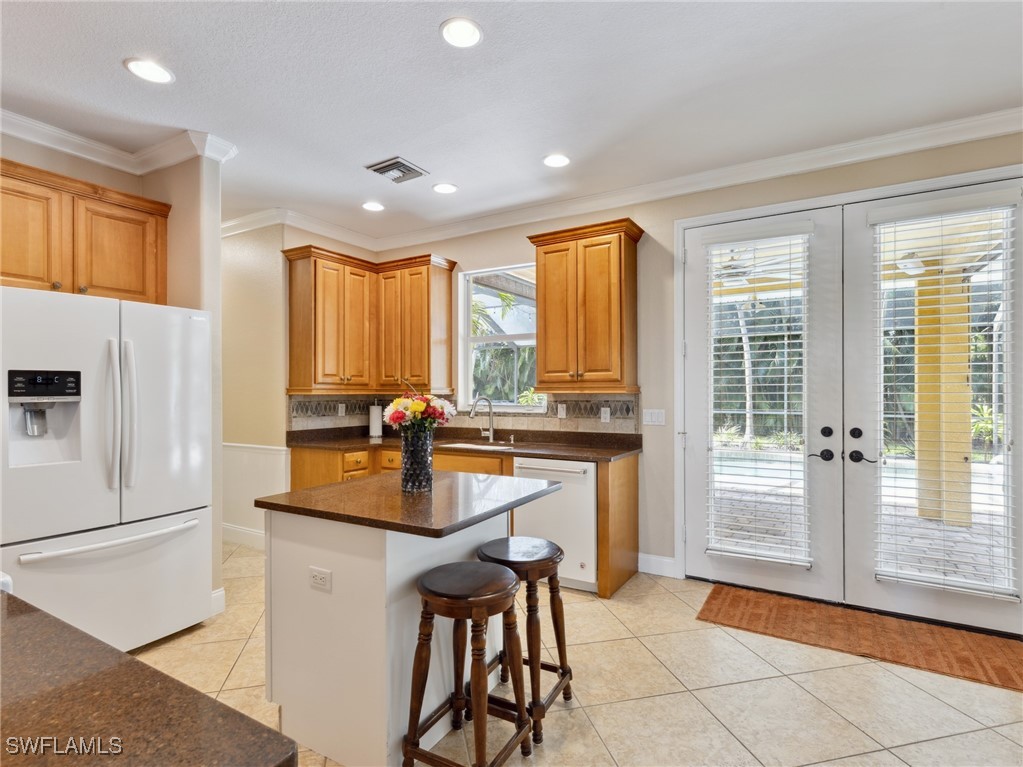 15459 Briarcrest CIR