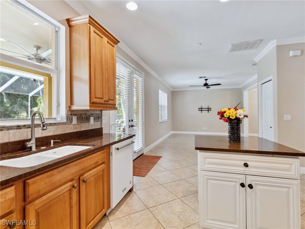 15459 Briarcrest CIR