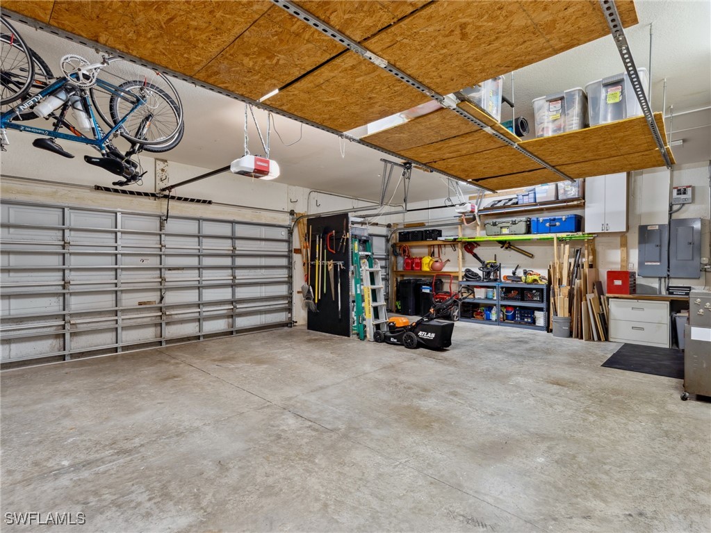15459 Briarcrest CIR