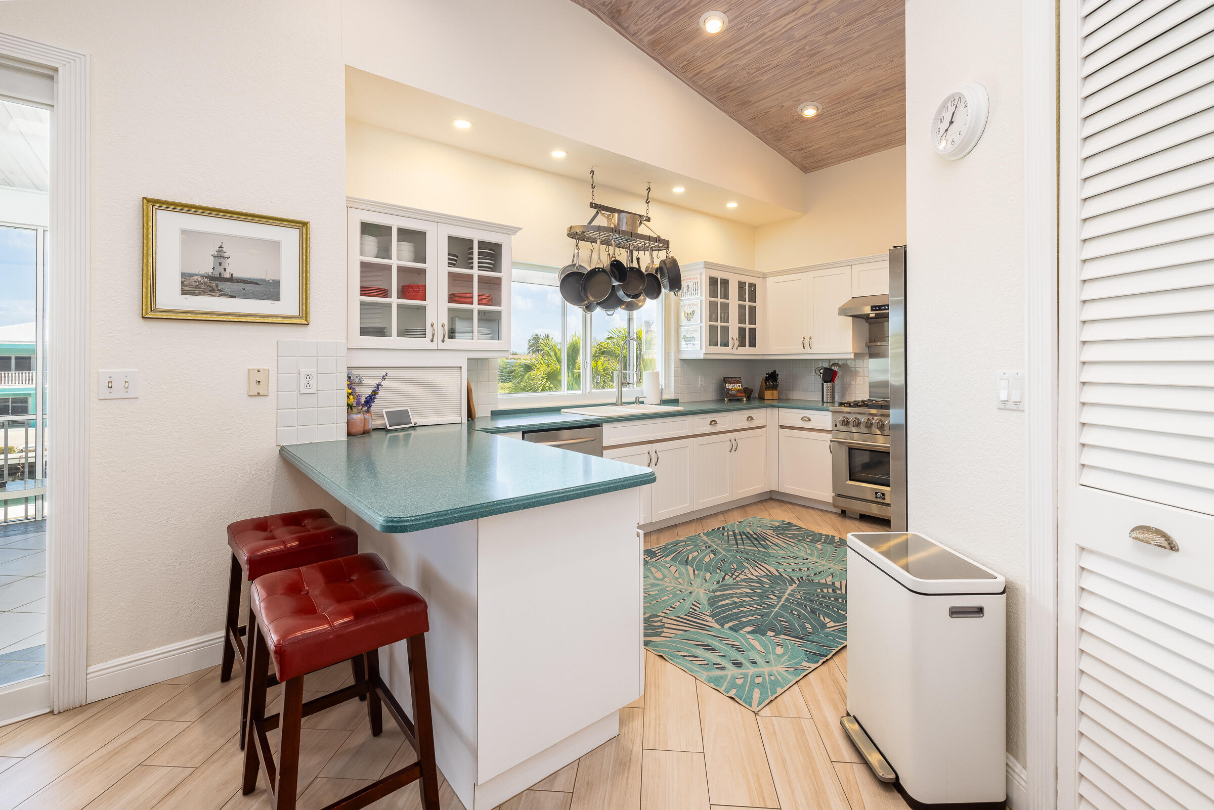 112 Leoni Drive