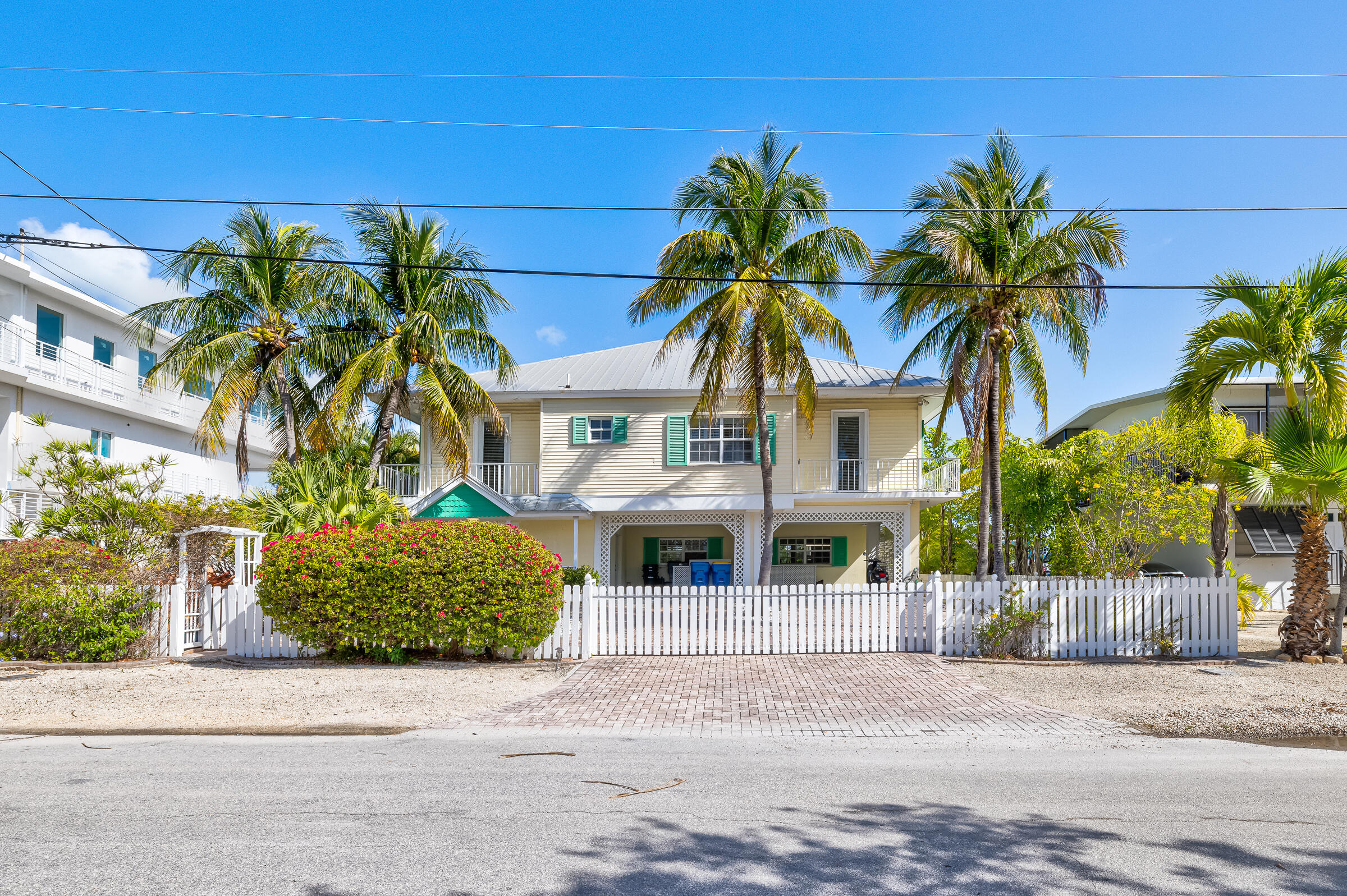 112 Leoni Drive