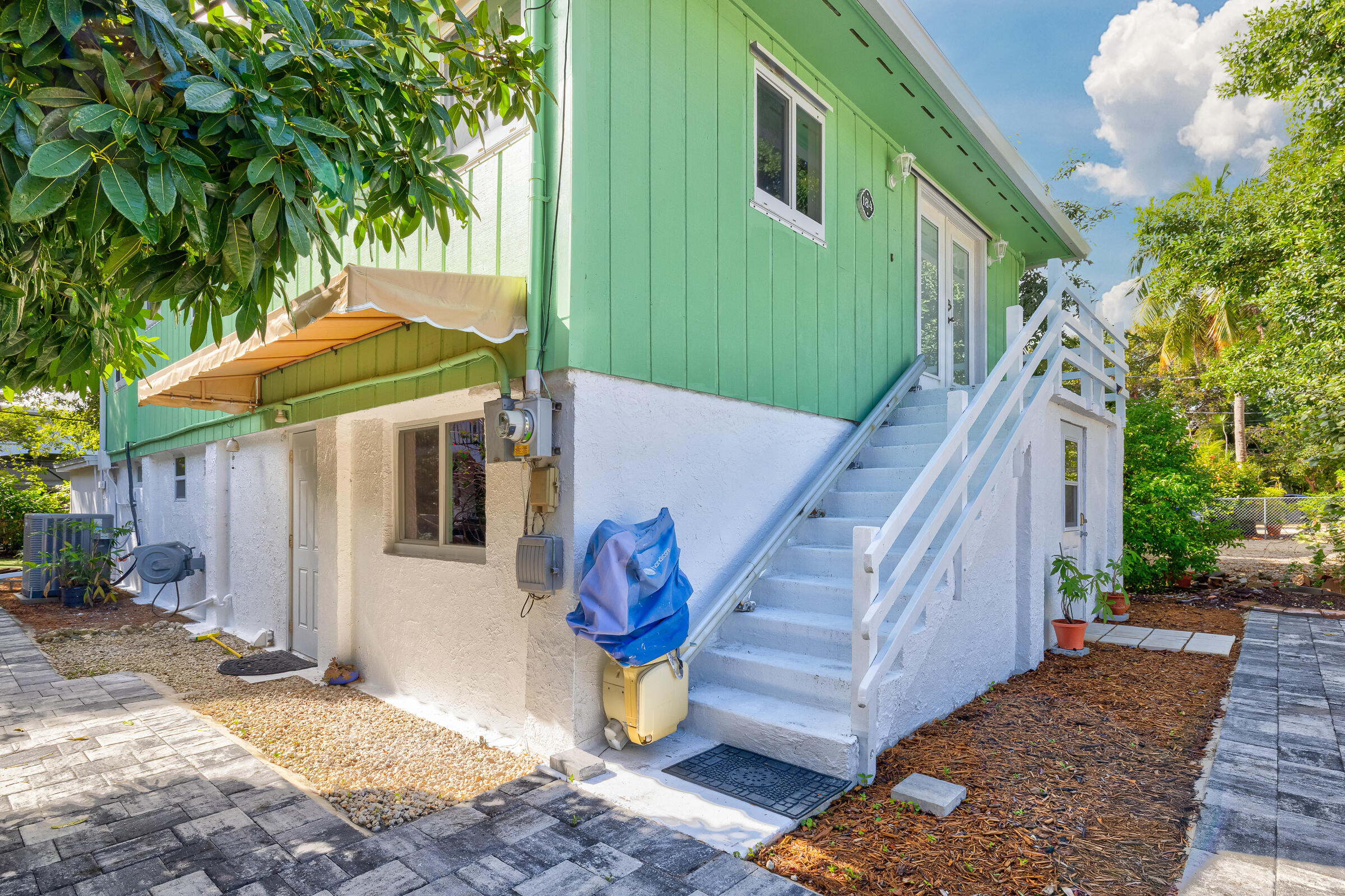 184 Pearl Avenue