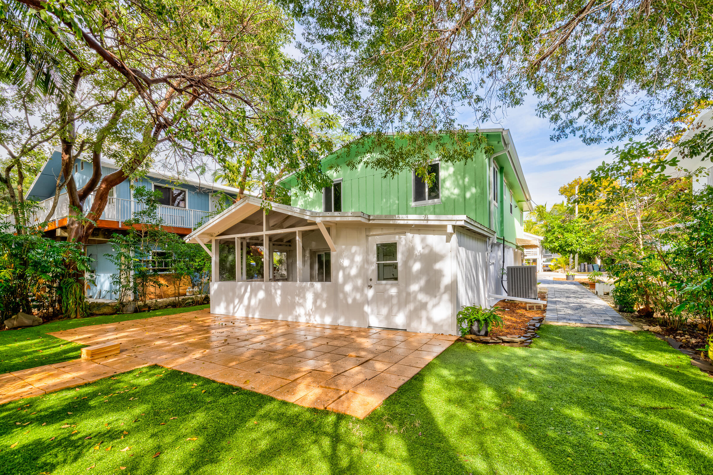 184 Pearl Avenue