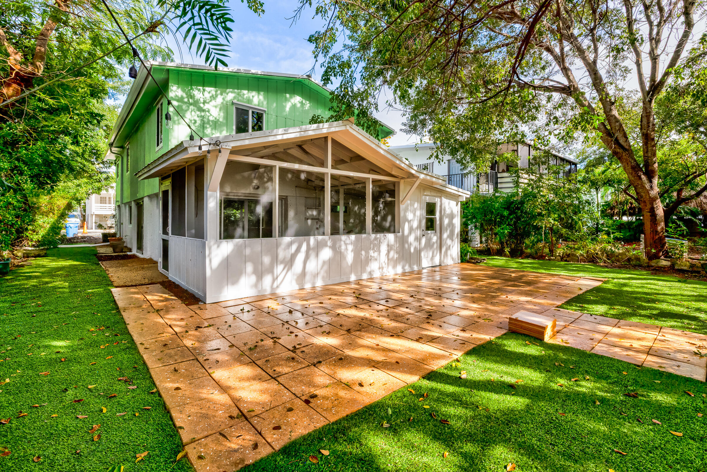 184 Pearl Avenue