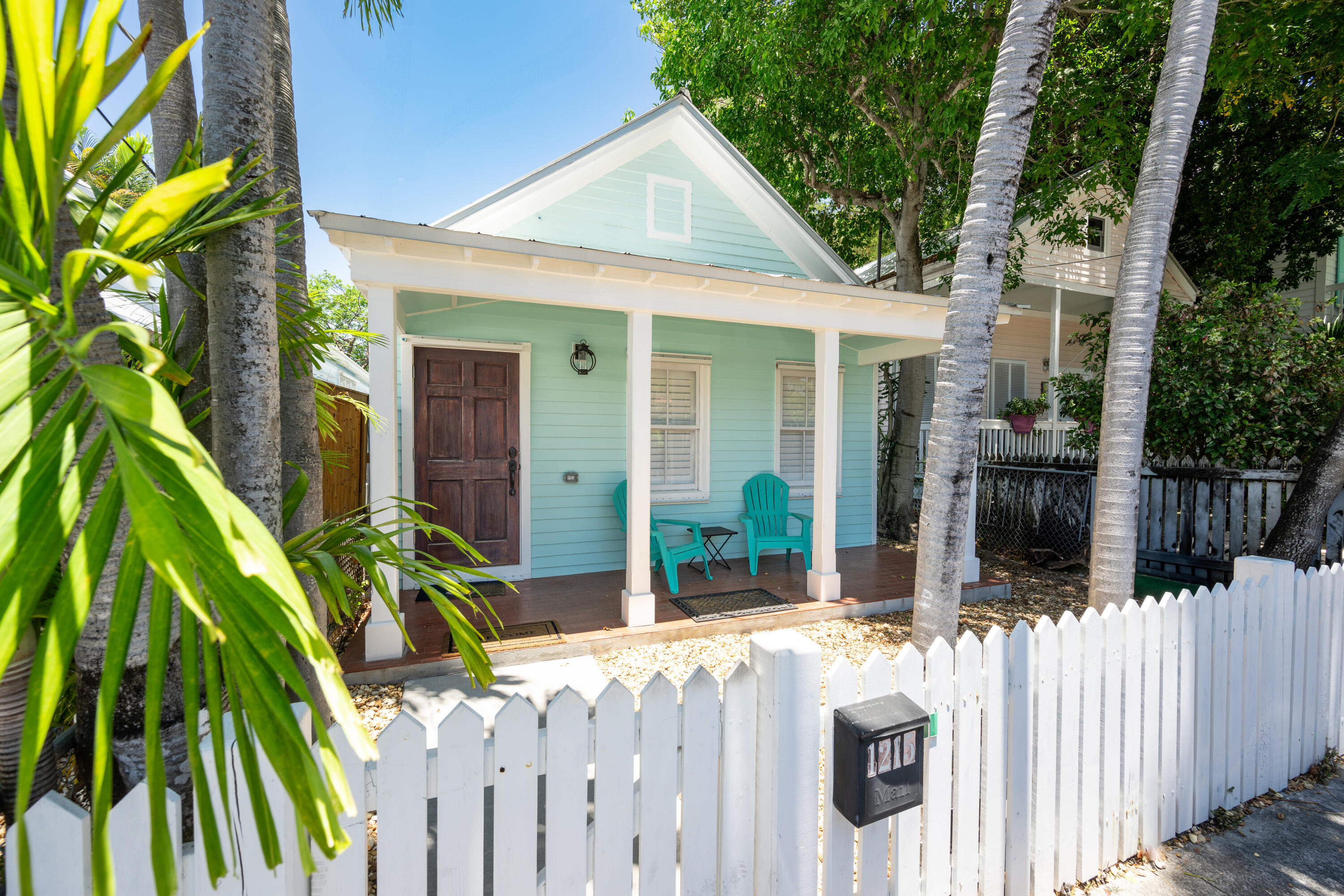 1215 Margaret Street
