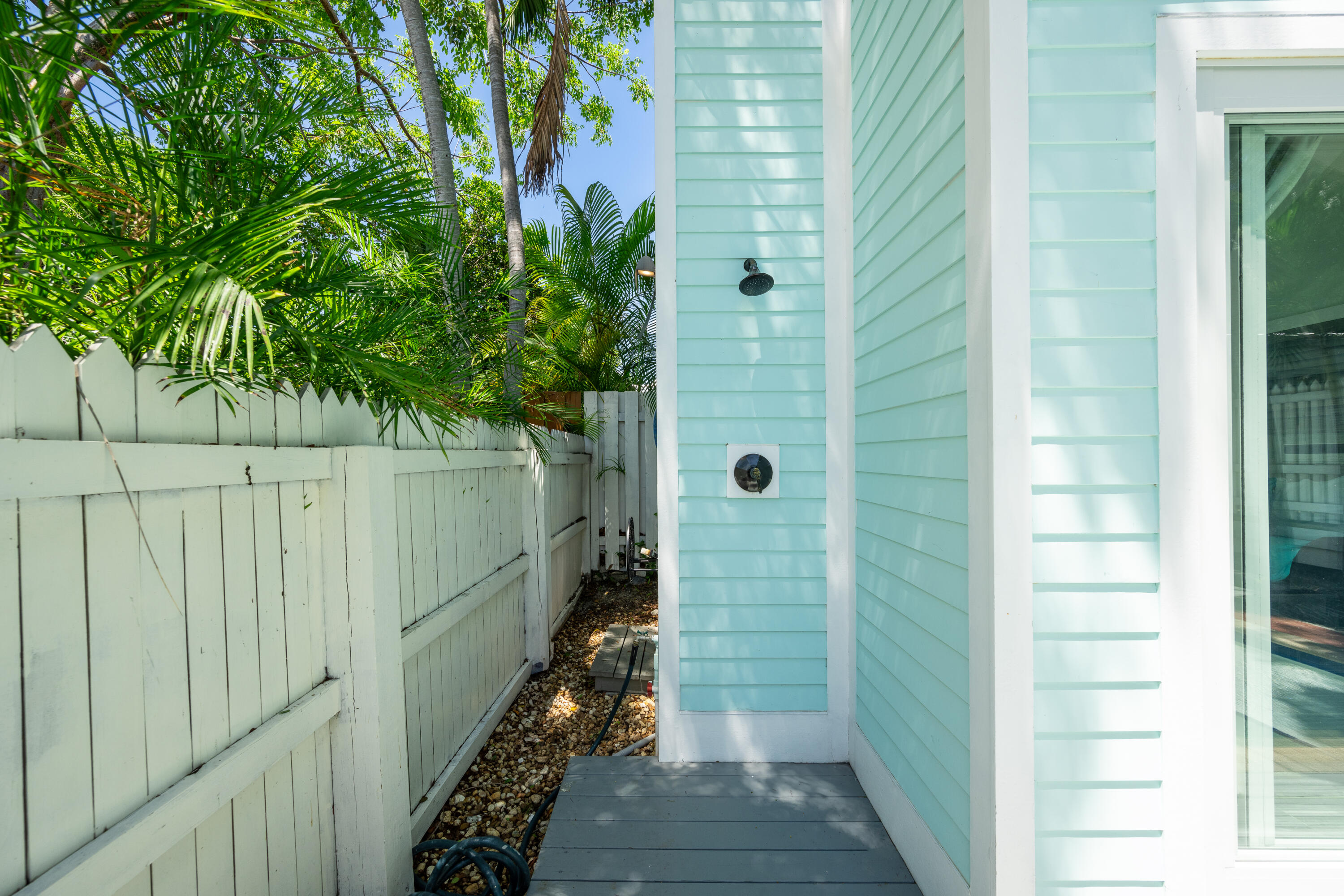 1215 Margaret Street
