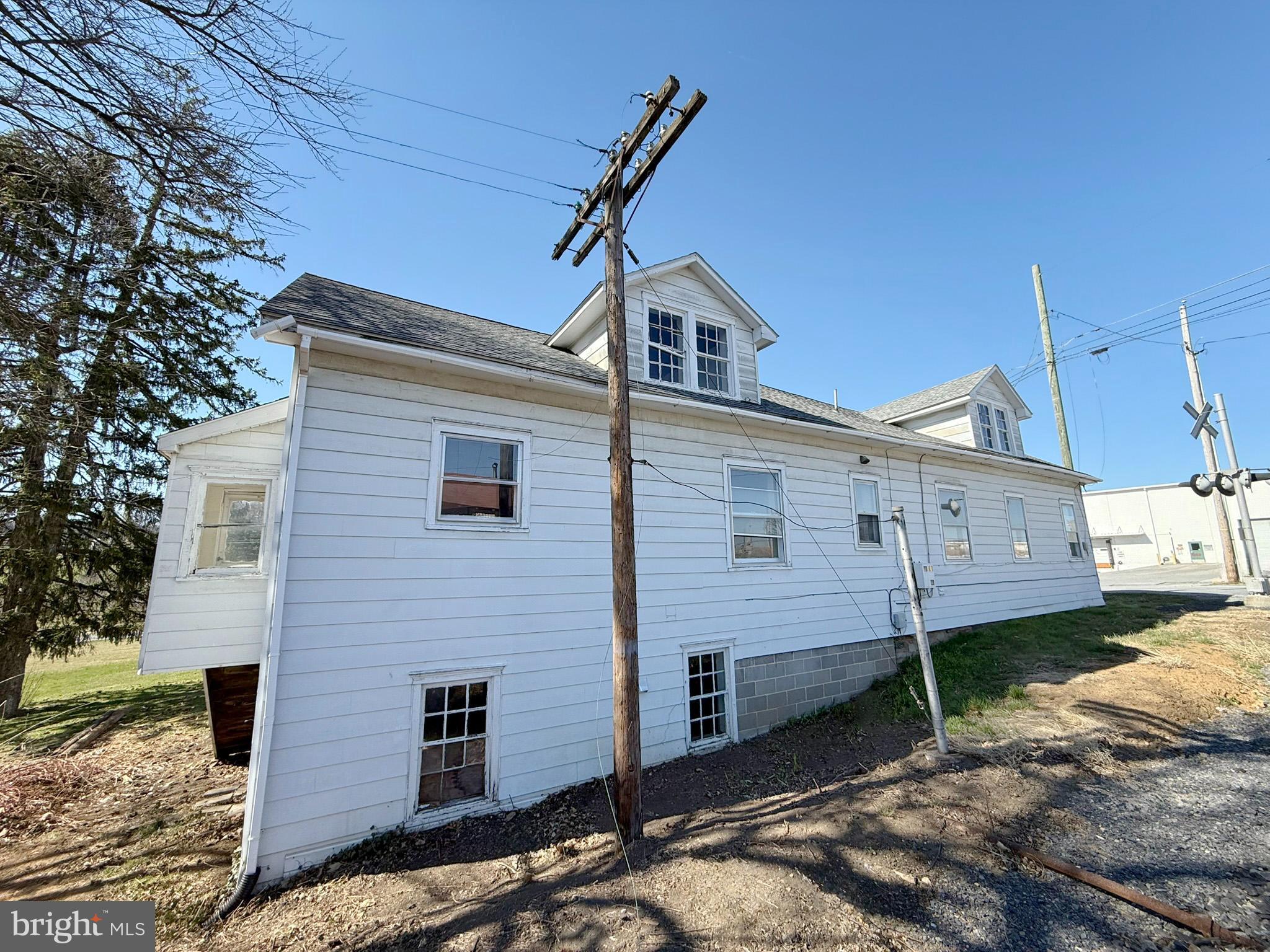 21 Upper Bermudian Rd