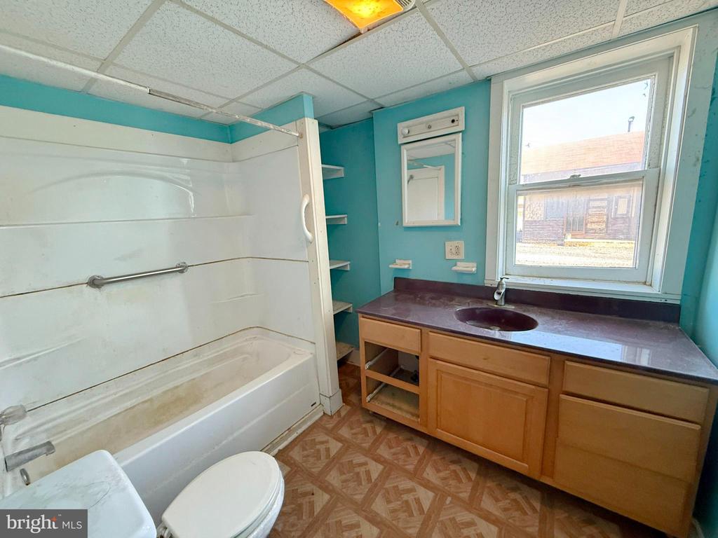 21 Upper Bermudian Rd