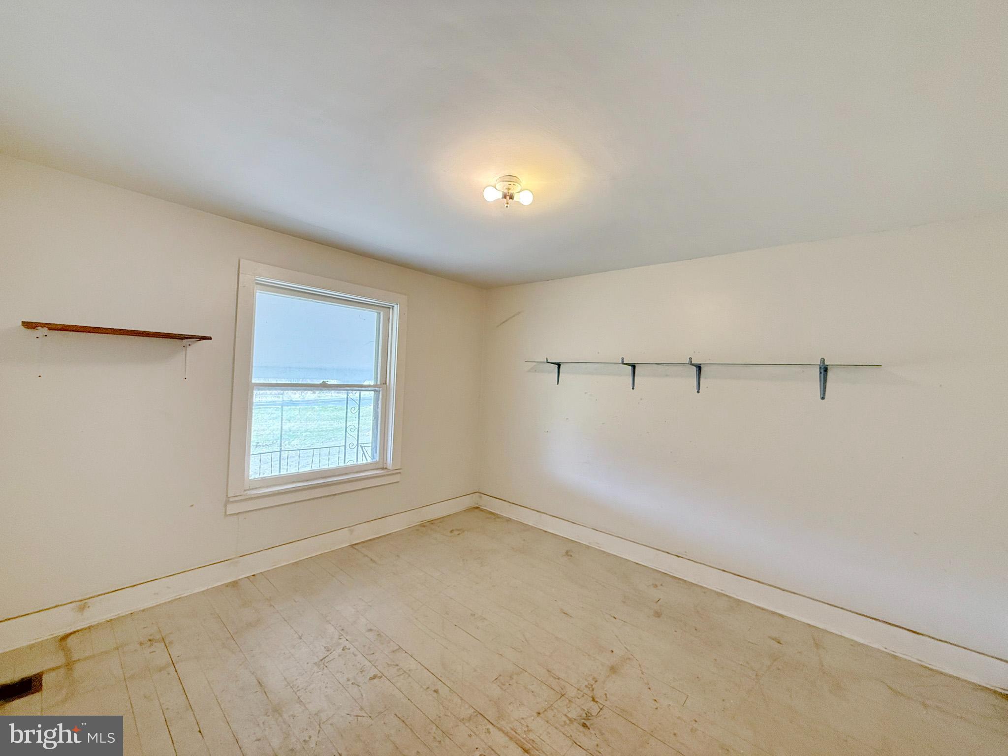 21 Upper Bermudian Rd