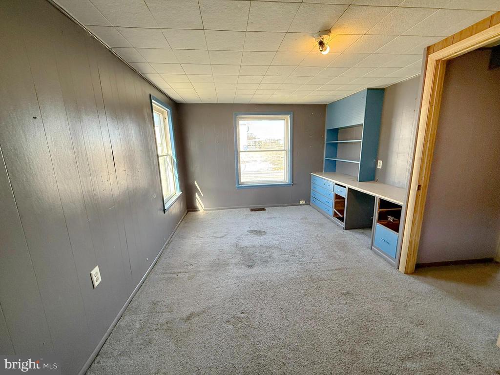 21 Upper Bermudian Rd