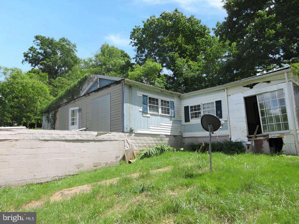 1064 Valley Forge Rd