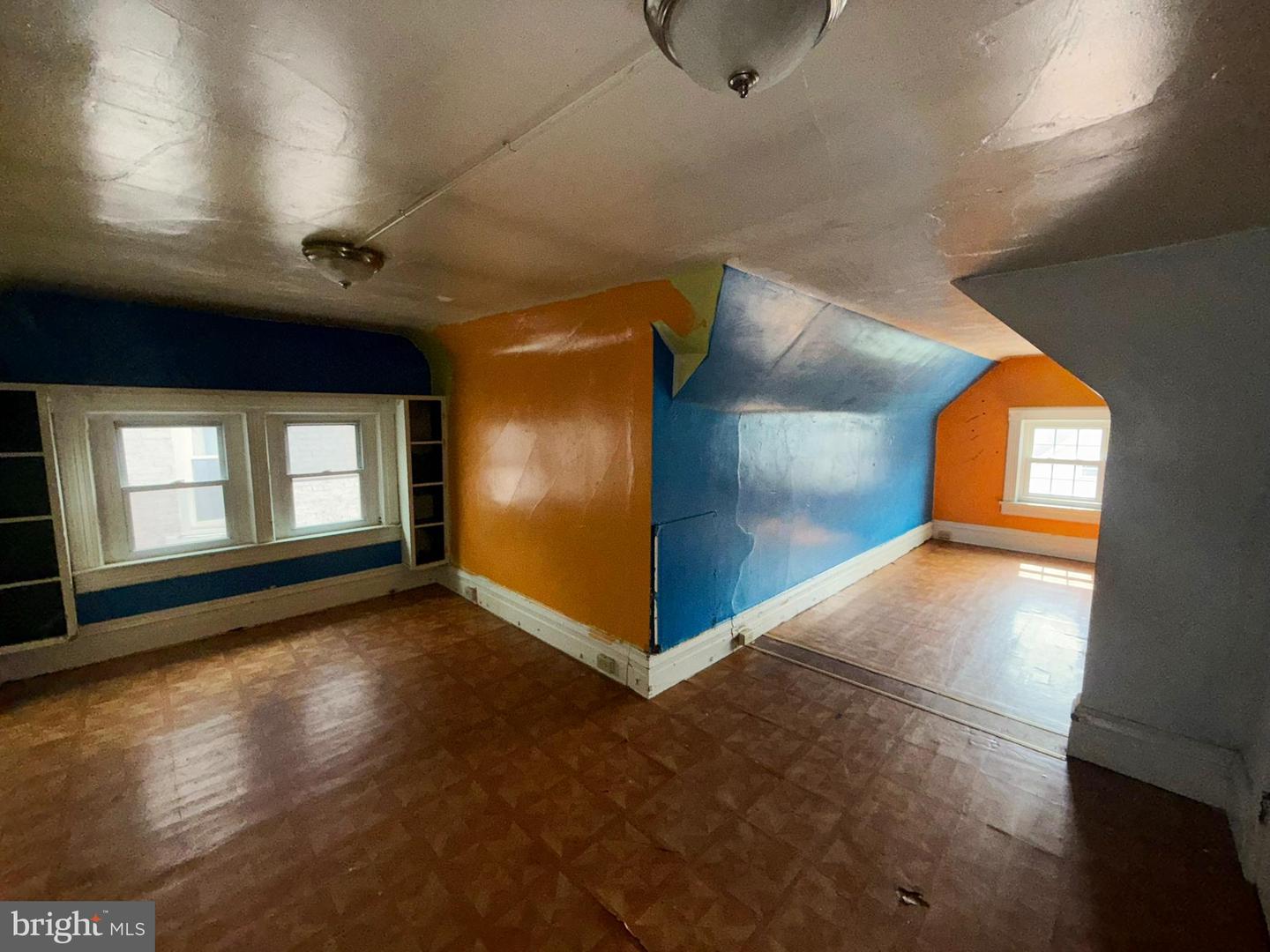 1109 Lincoln Ave