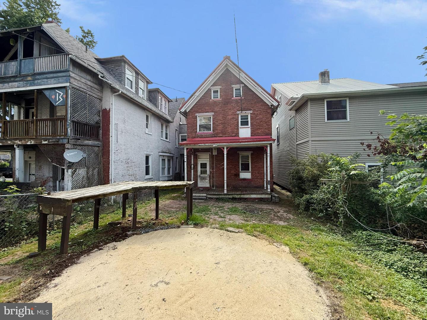 1109 Lincoln Ave