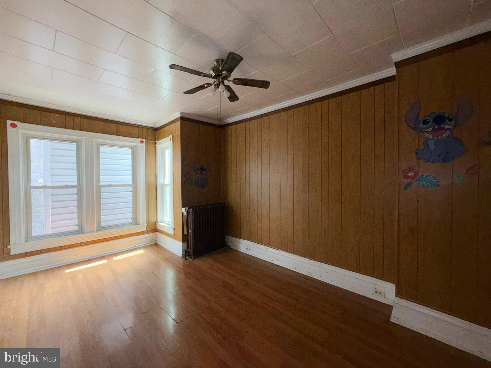 1109 Lincoln Ave
