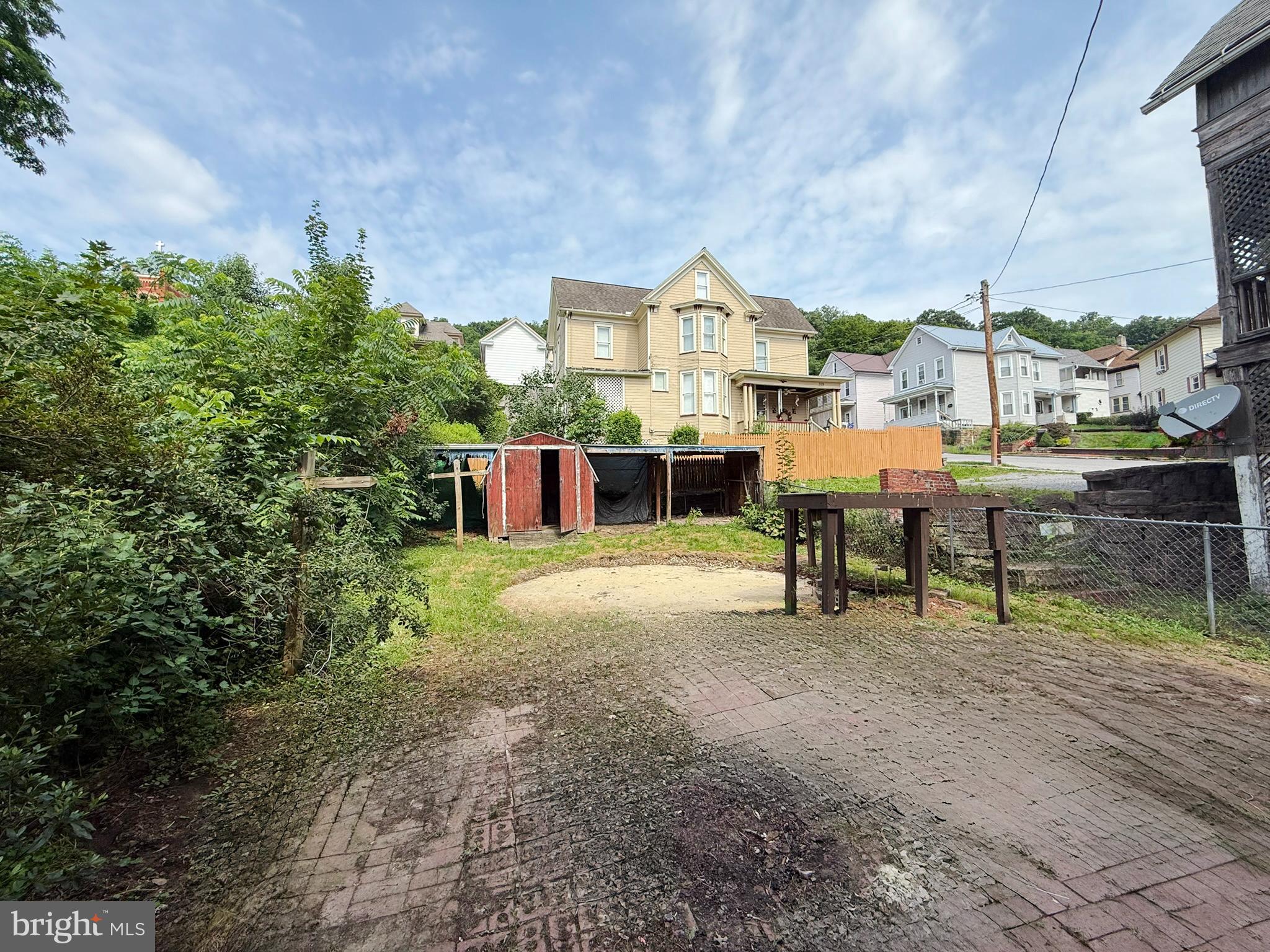 1109 Lincoln Ave