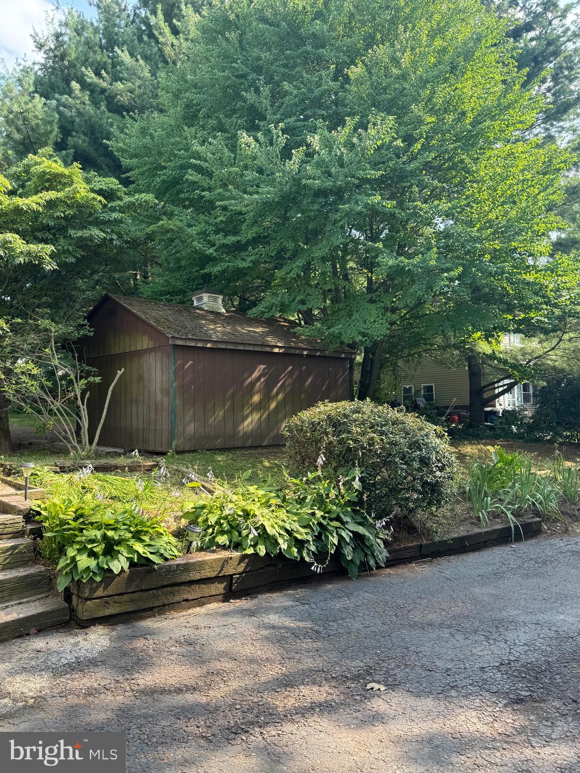 35 BEVERLY DRIVE