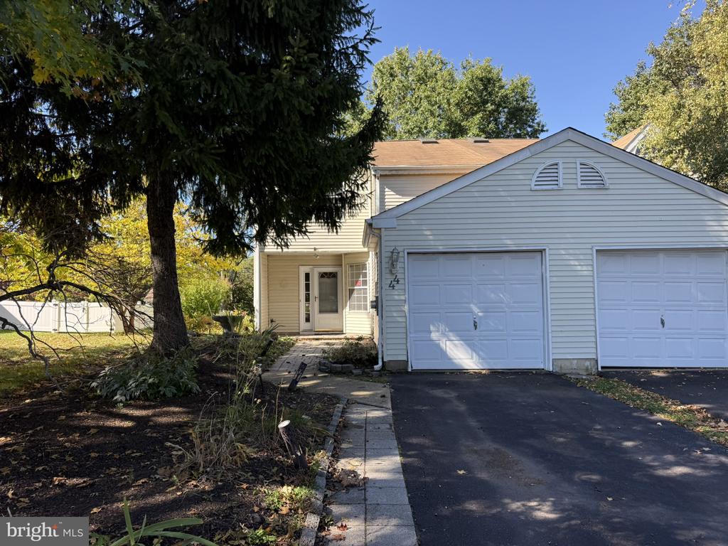 44 KERN DRIVE