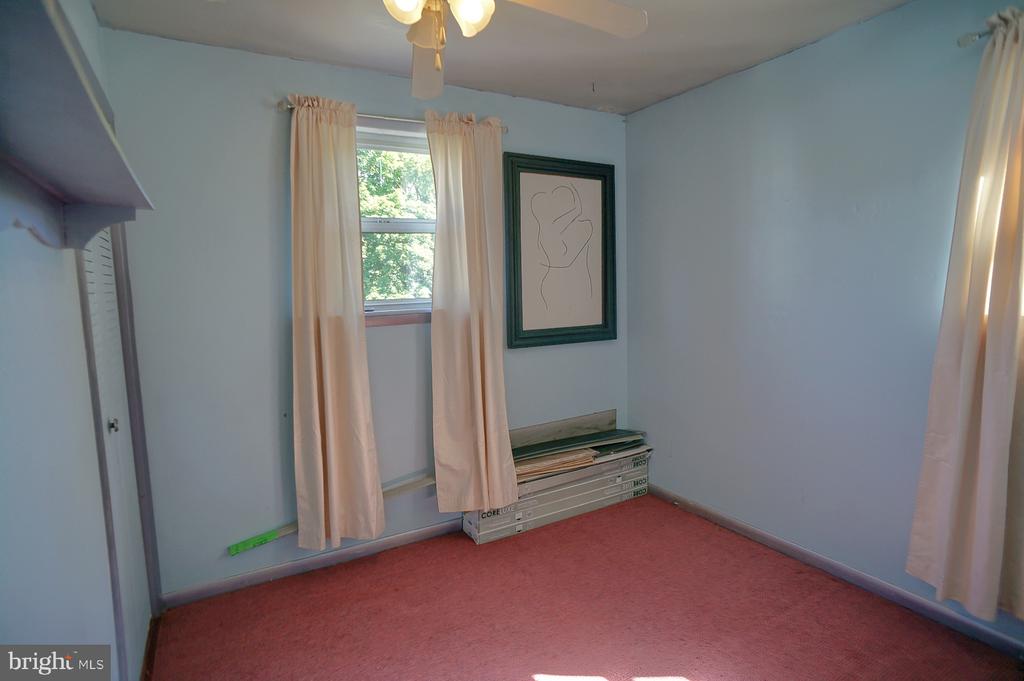 202 2nd St