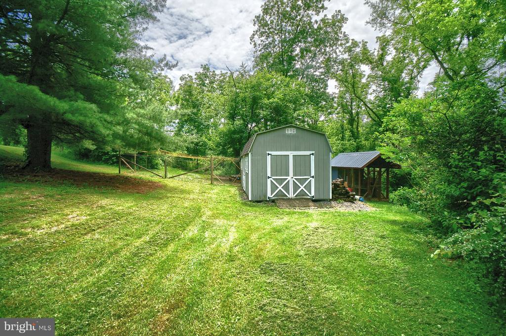 311 Sample Bridge Rd