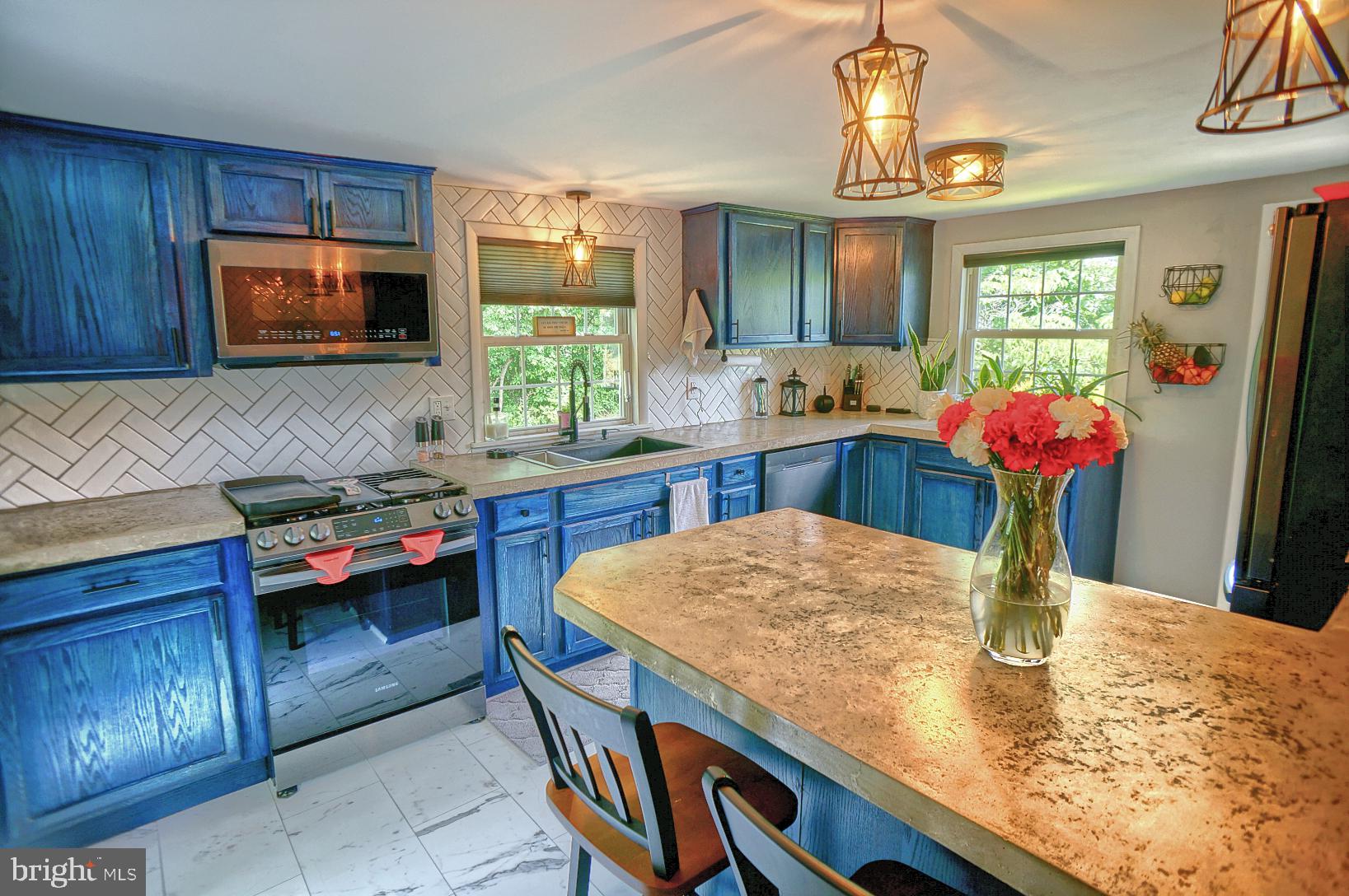 311 Sample Bridge Rd