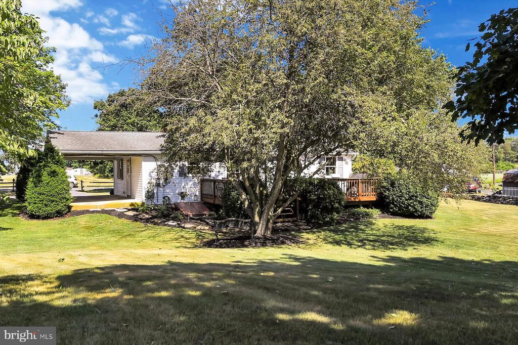 887 Mount Rock Rd