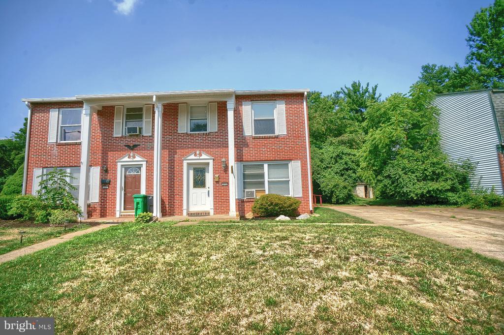 275 W Ridge St