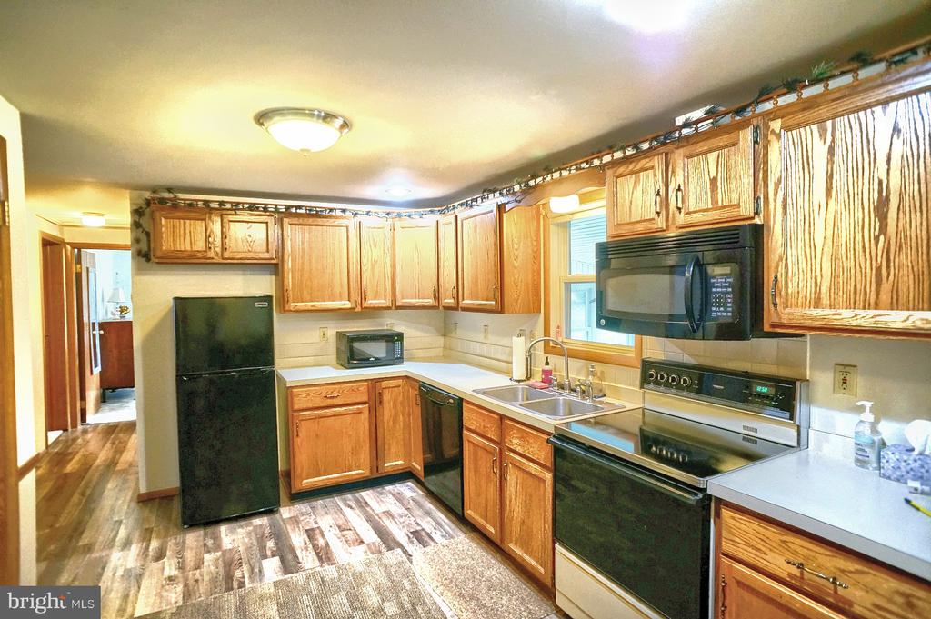 9 Raspberry Dr