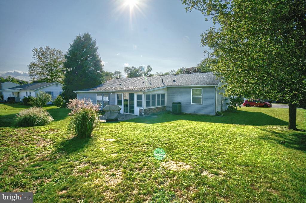 9 Raspberry Dr
