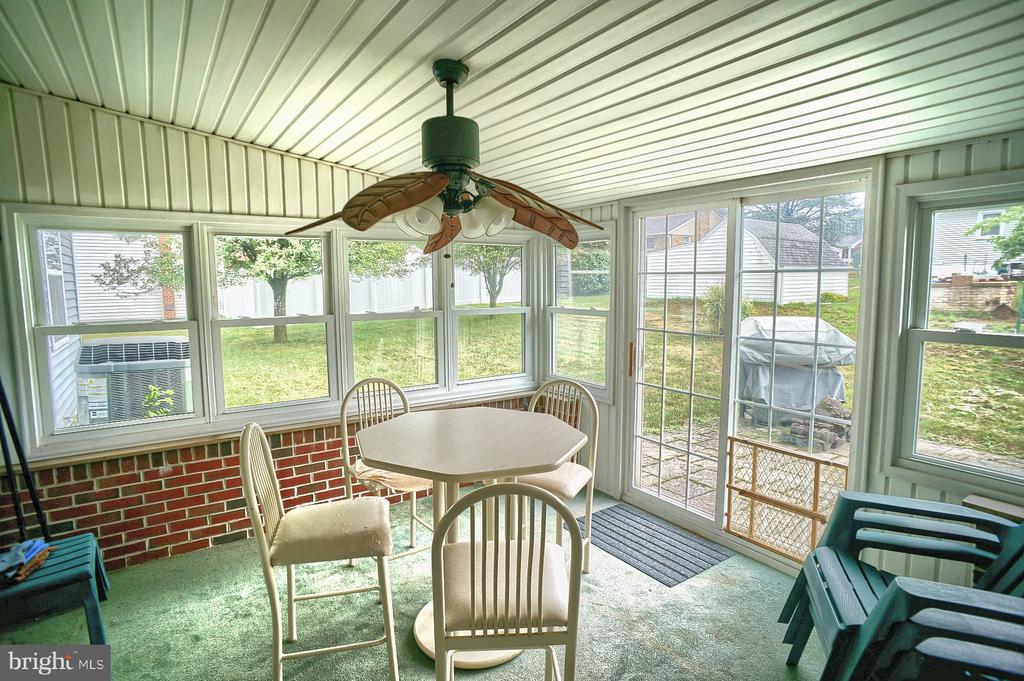 9 Raspberry Dr