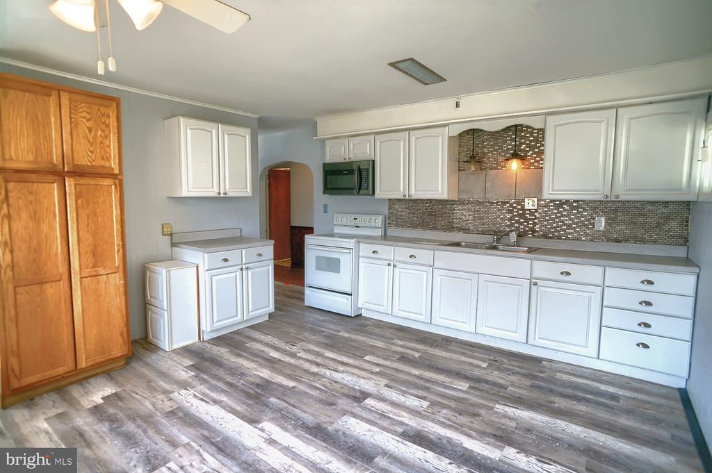 521 Hogestown Rd