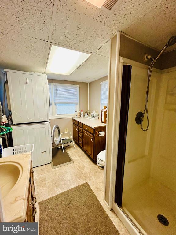 27 Sunset Dr