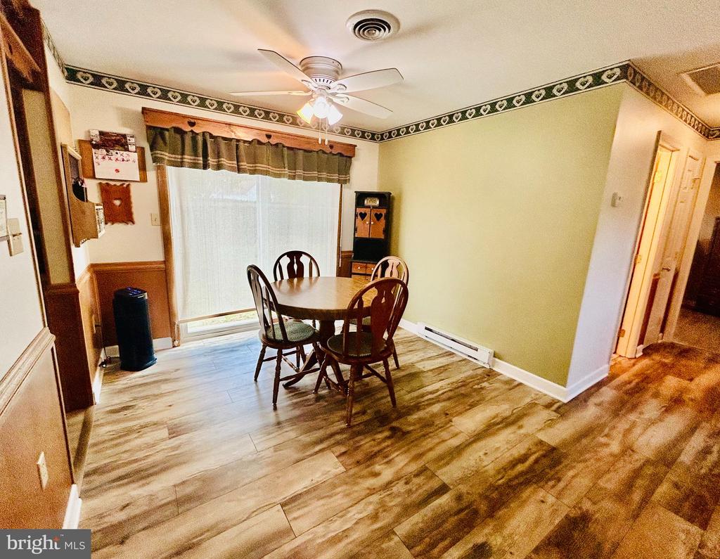 27 Sunset Dr