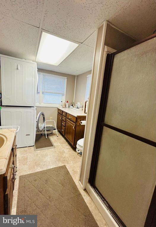 27 Sunset Dr